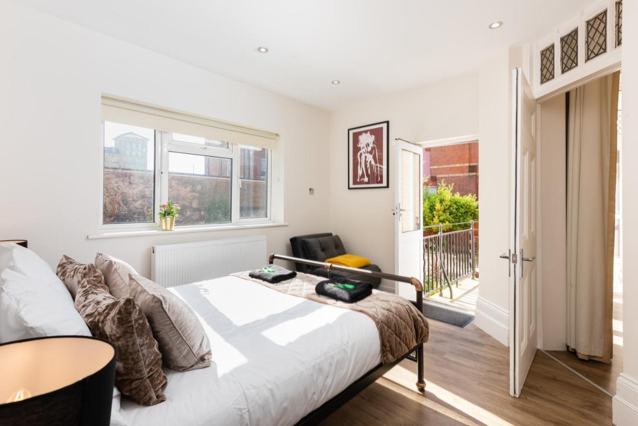 3 Bedroom Garden Apartment Opposite The Beach Hove Esterno foto