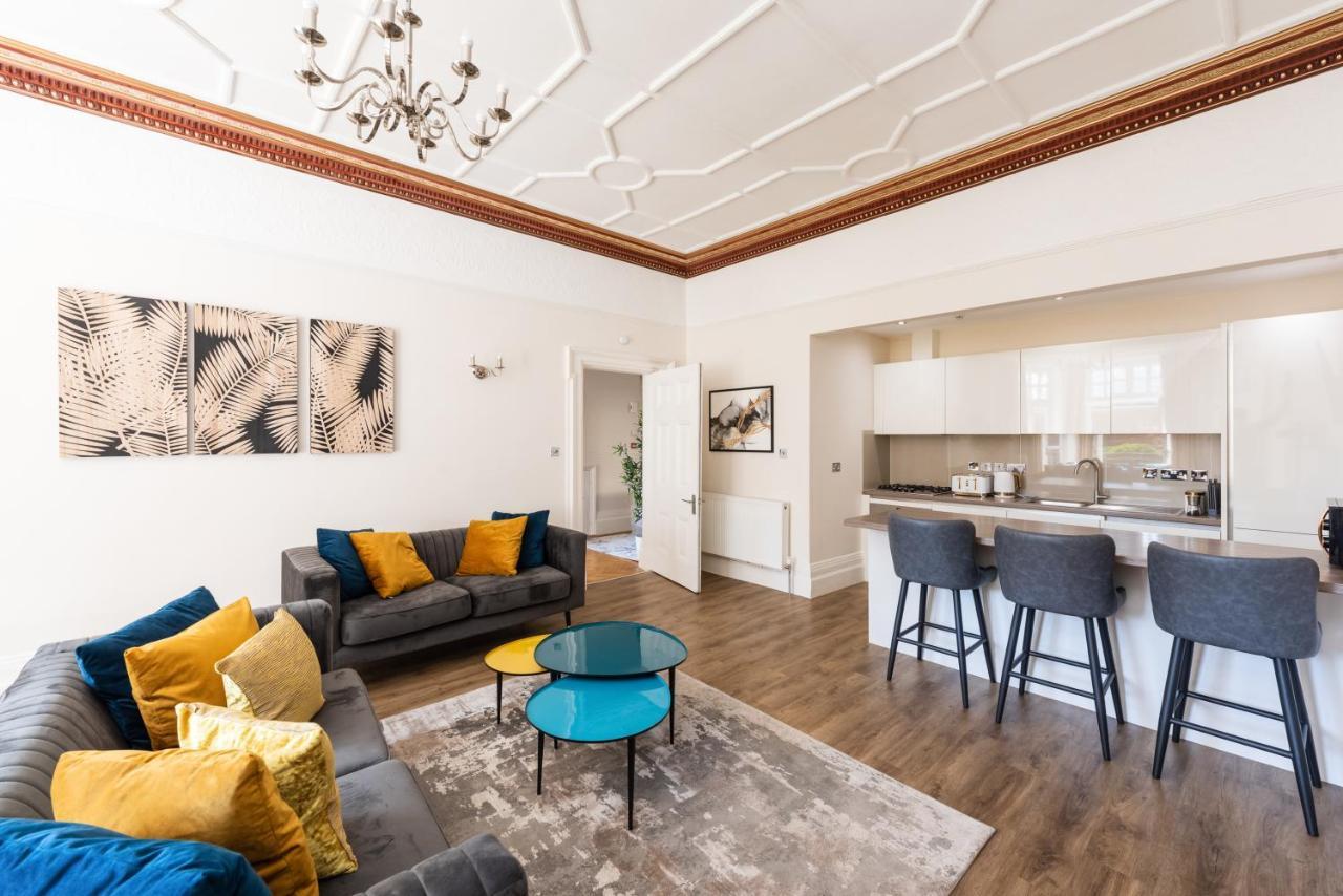3 Bedroom Garden Apartment Opposite The Beach Hove Esterno foto